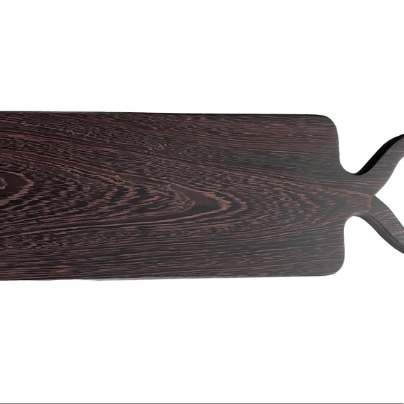 Hearth shape handle charcuterie board. - Picture 6 of 7